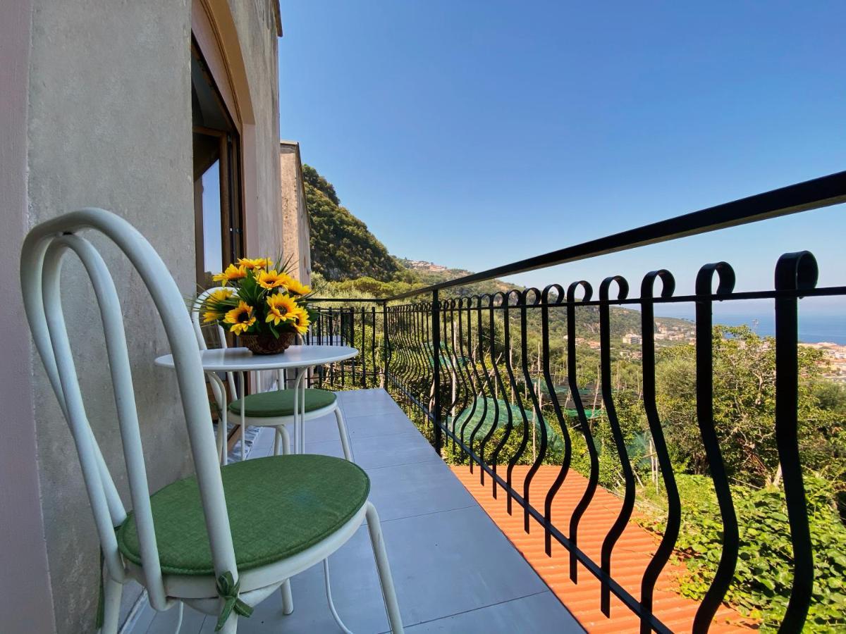 Achille Home B&B Sorrento Kültér fotó